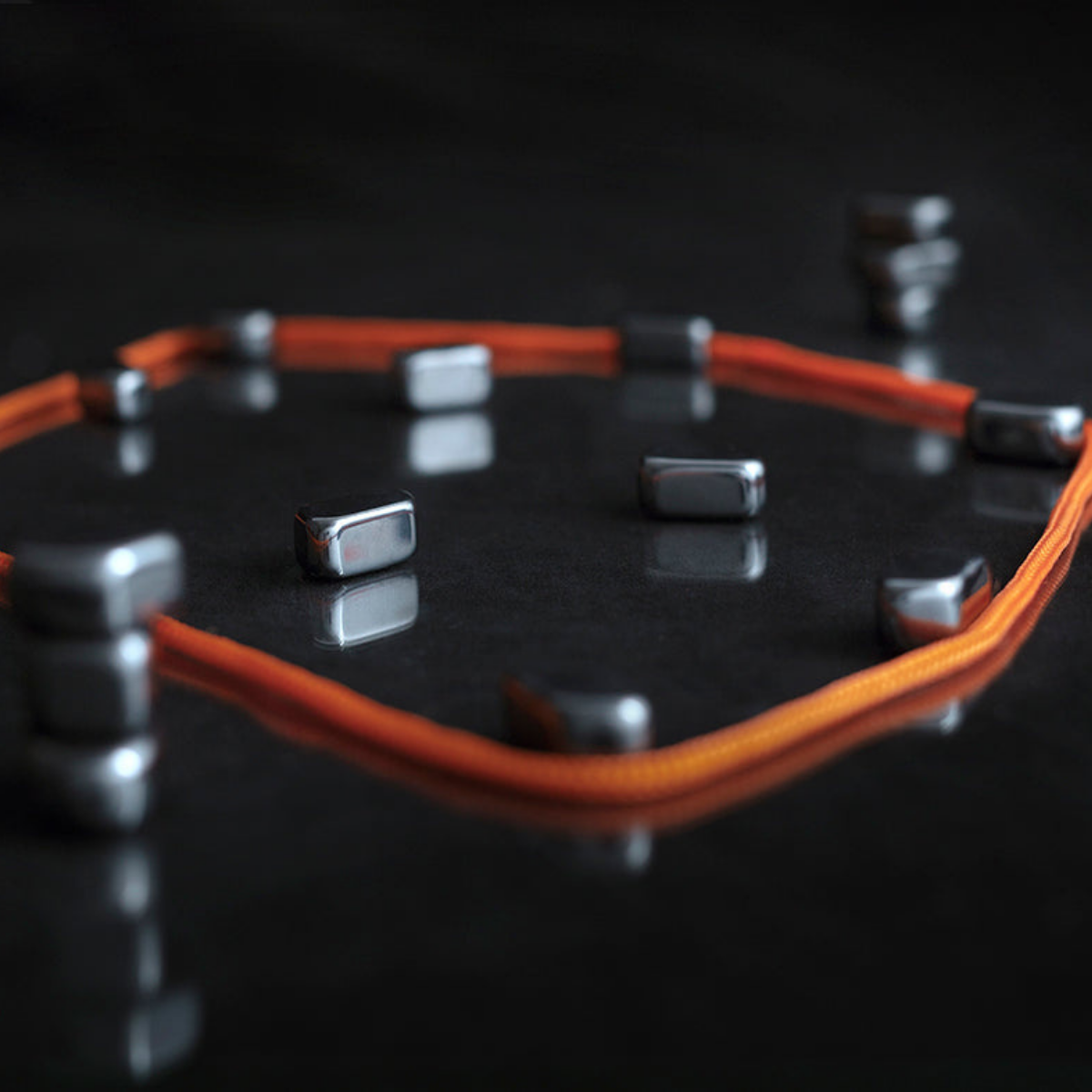 ReflexMagnet™ – Magnetiskt Taktilt Spel för Alla Åldrar